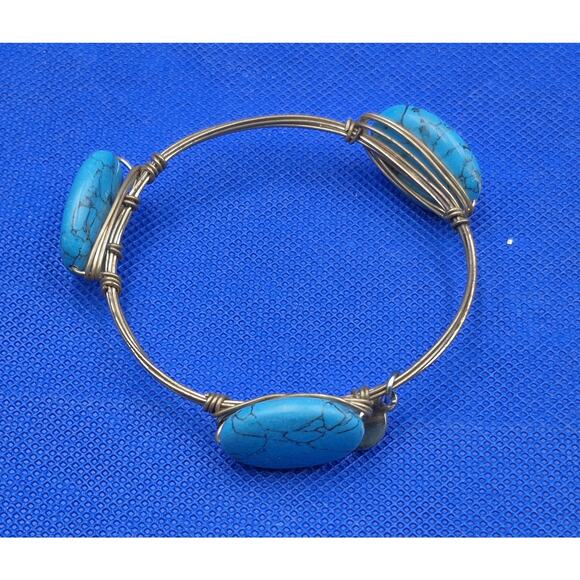 Bourbon and Bowties Turquoise Copper Wire Bangle Bracelet 2.5" Diameter - Picture 3 of 7